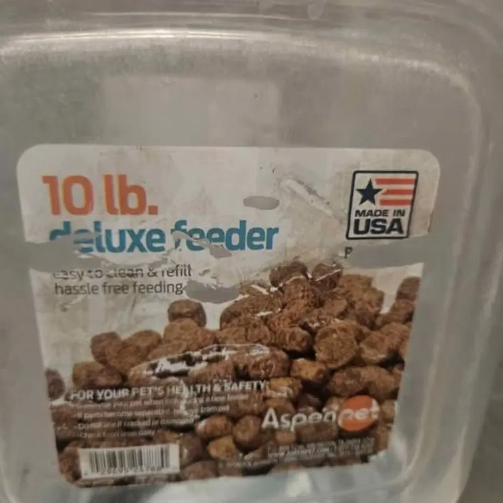 Aspen Pet Deluxe Feeder